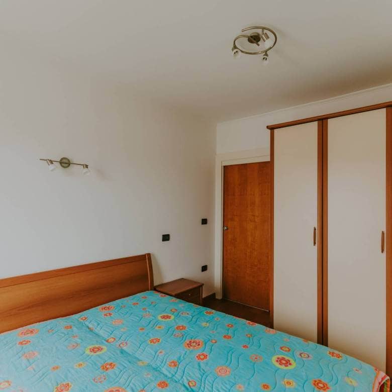 Zambratija Wohnung in der zweiten Reihe zum Meer mit offenem Meerblick