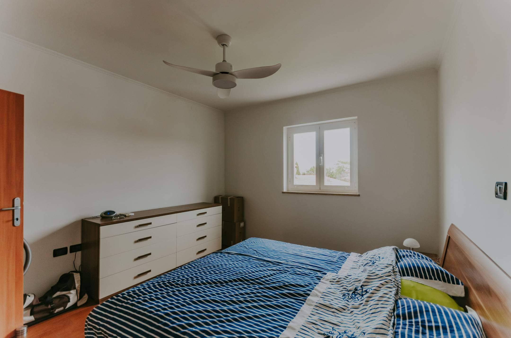 Zambratija Wohnung in der zweiten Reihe zum Meer mit offenem Meerblick