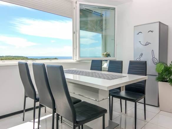 apartmen buje for sale