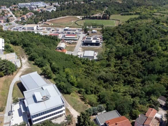 Buje poljoprivredno zemljište za ulaganje