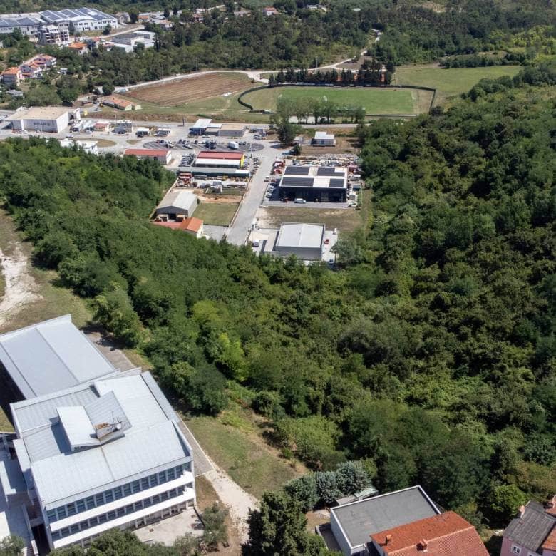 Buje poljoprivredno zemljište za ulaganje