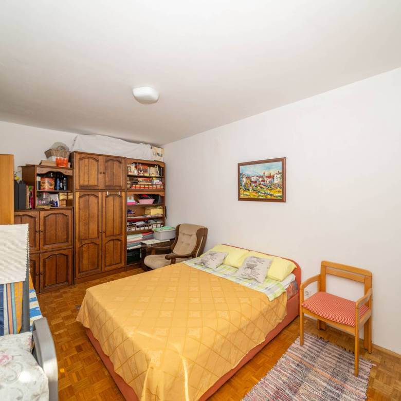 Umag geräumige Wohnung mit wunderschönem Blick auf das Meer und den Yachthafen