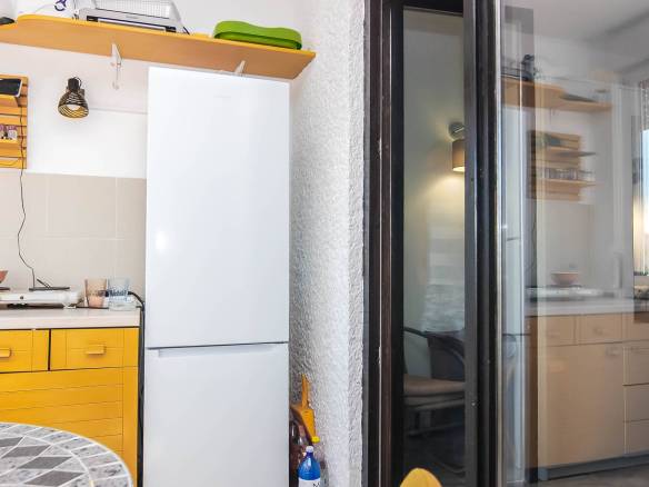 apartmen buje for sale