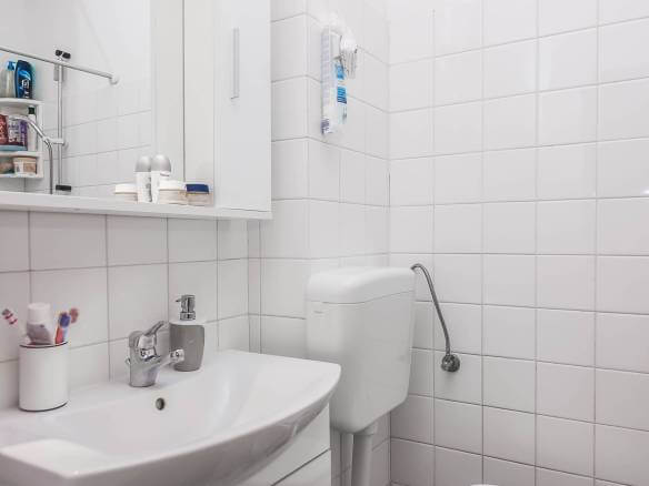 apartmen buje for sale