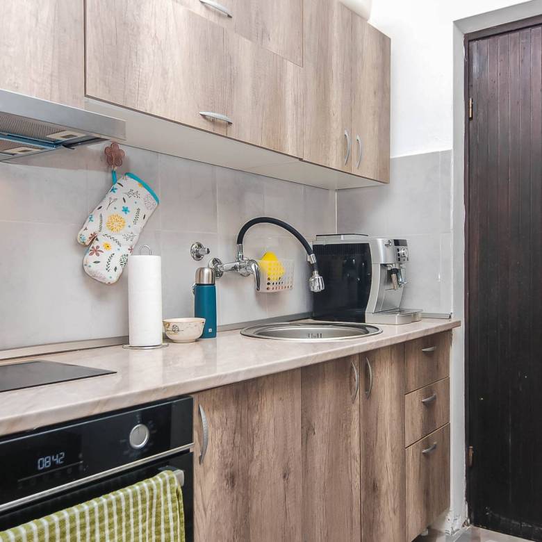 apartmen buje for sale