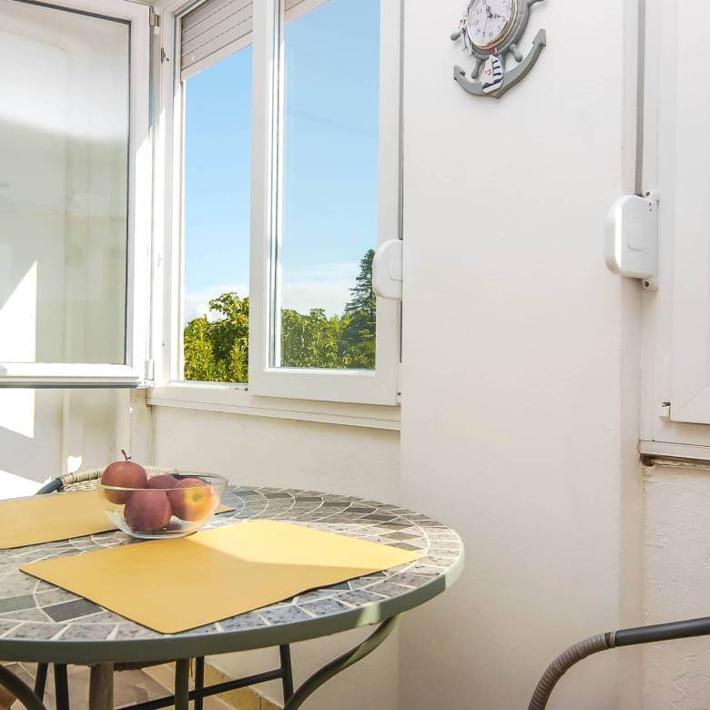 apartmen buje for sale